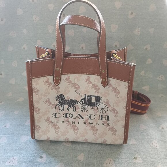 Coach Handbag With Horse And Carriage Logo - Picture 1 of 14